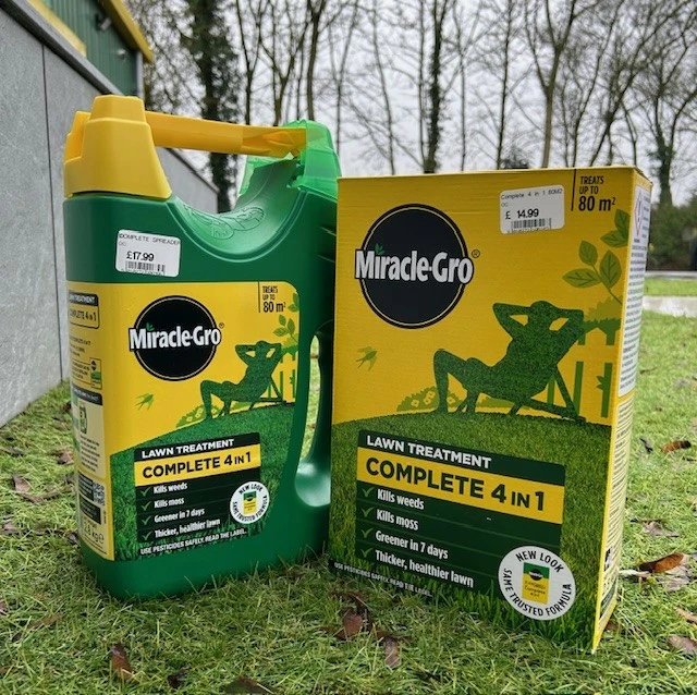Garden Club Offer - Miracle Gro Complete 4 in 1 Lawn Treatment